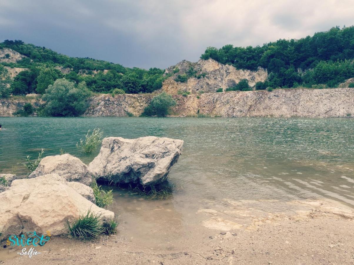 Ubytovani U Spacku Palava Novosedly  Dış mekan fotoğraf